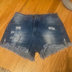 Jean shorts•